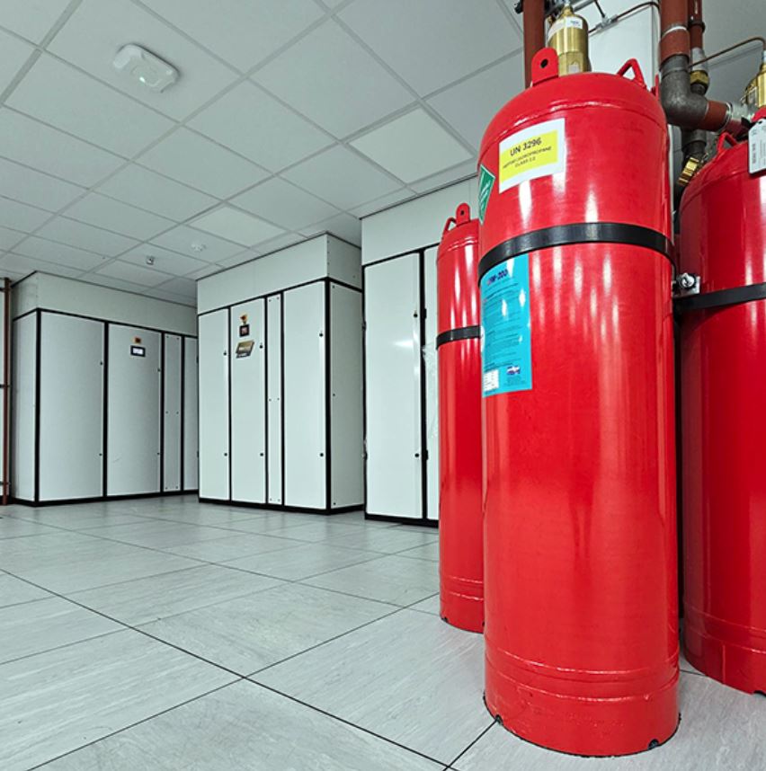 Cooling & FM200 systems in VeloxServ Midlands datacentre